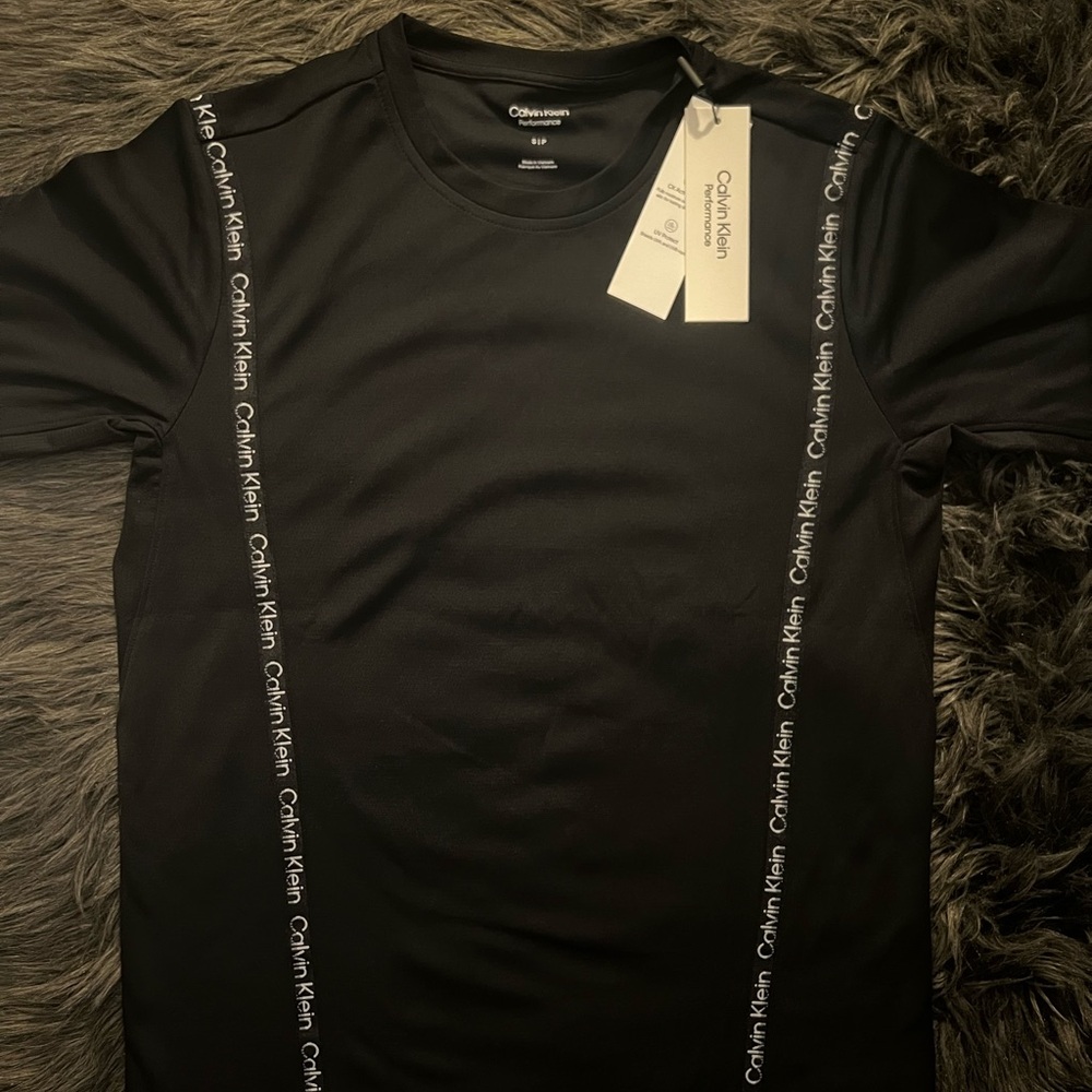 Calvin Klein Performance Muscle Fit Workout Shirt